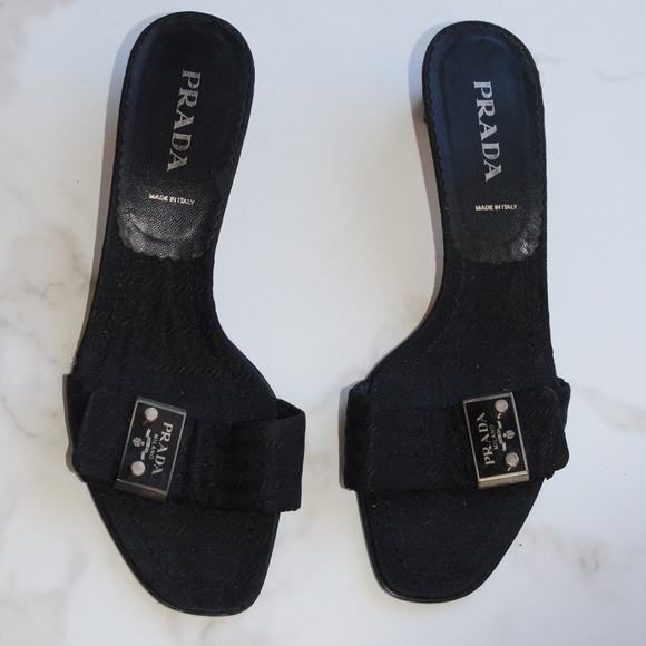 PRADA BLACK HEELS - Picture 3 of 4